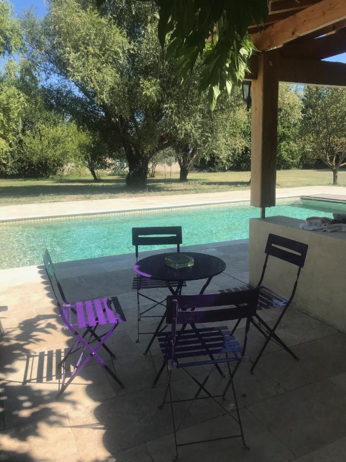 Chambres D Hotes De Charme Dans Mas La Souvine Du 17Eme, Chambres Climatisees Bédarrides Екстериор снимка